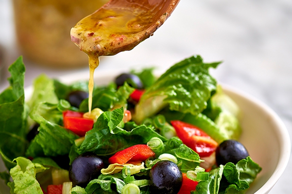 Blümwares Salad Dressing Shaker for Easy & Effective Mixing of Oils Vinaigrettes & Other Dressings 